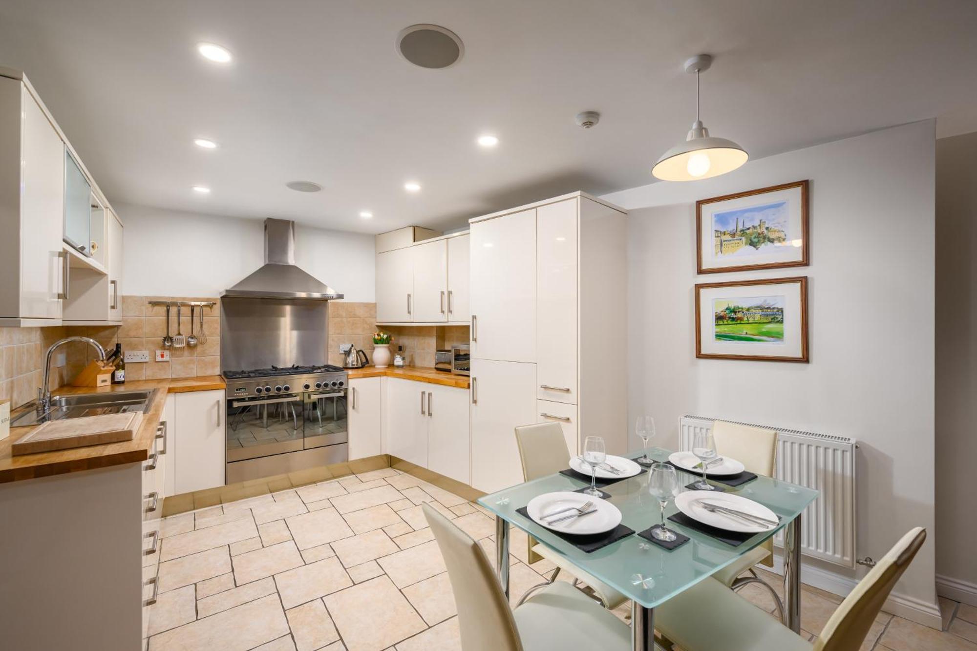 אדינבורו Stylish & Central 2Br Stockbridge Gem מראה חיצוני תמונה